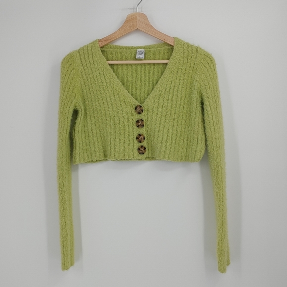 Urban Outfitters | cropped sweater - Picture 1 of 4